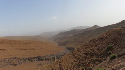 Désert dans la vallée du Drâa. — étape 8 : Dunettes de Zagora > Marrakech