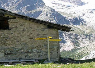 Tour du Mont Blanc — étape 4 : Le Val Ferret à la recherche d'Elena