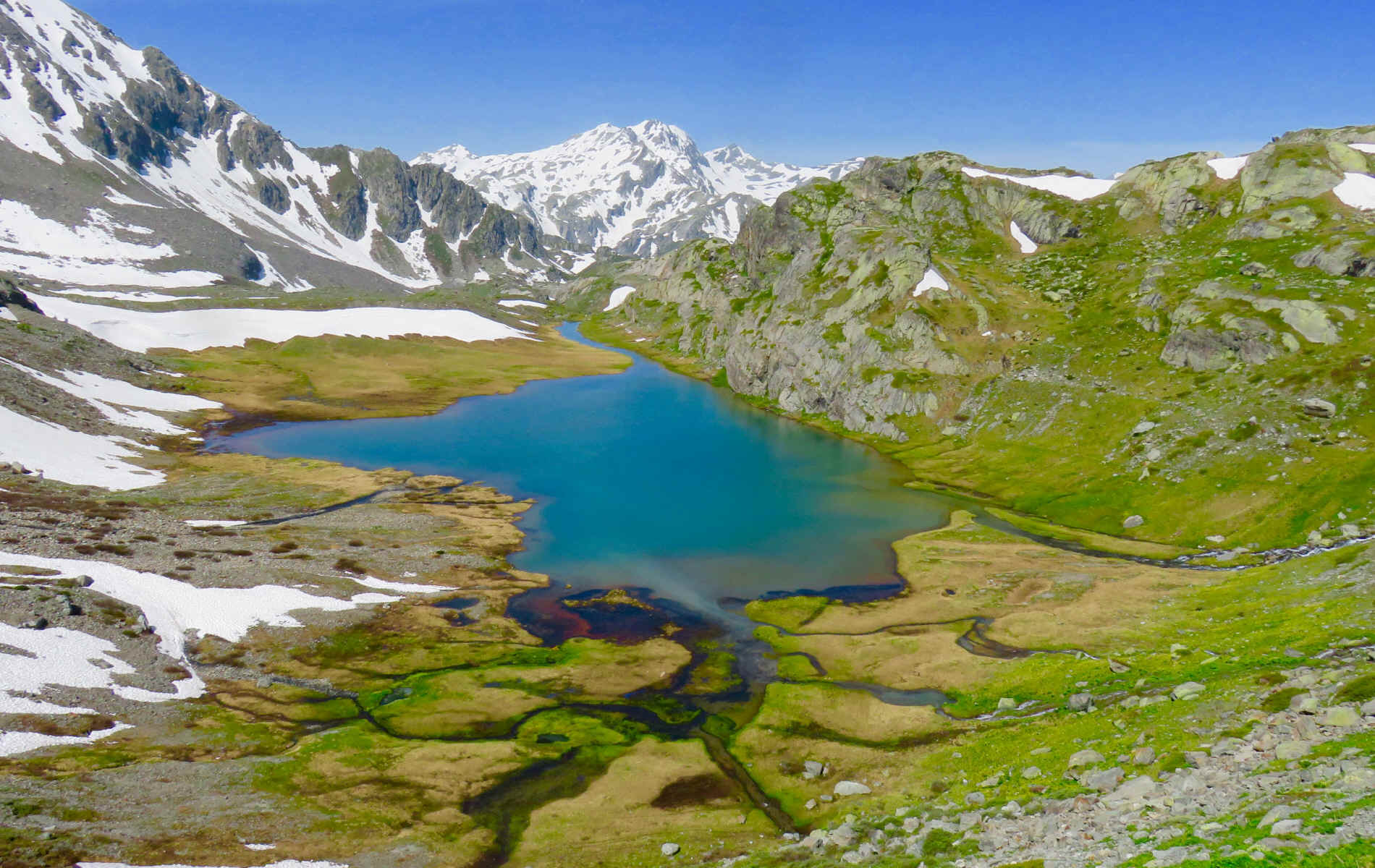 Le TOR des Géants. — étape 2 : Refuge Deffeyes > Planaval