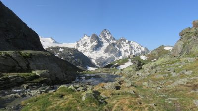 Le TOR des Géants. — étape 2 : Refuge Deffeyes > Planaval